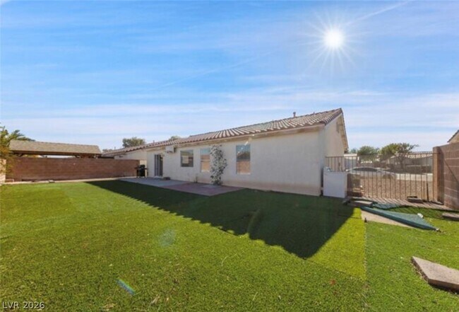 Building Photo - 3130 Flower Garden Ct