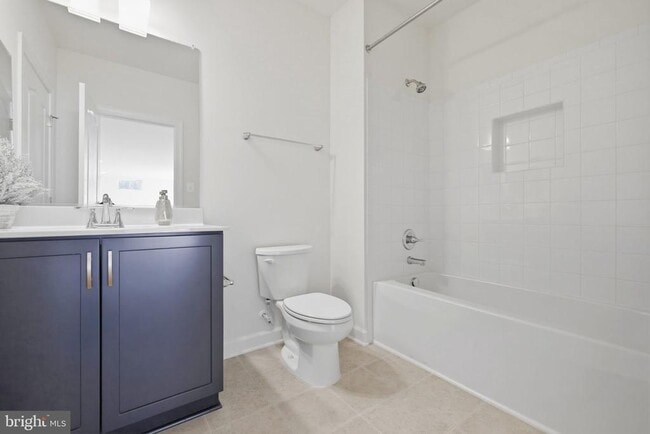 Building Photo - 301 Kingdom Dr
