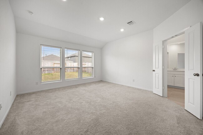 Building Photo - 6318 Seafoam Lake Dr