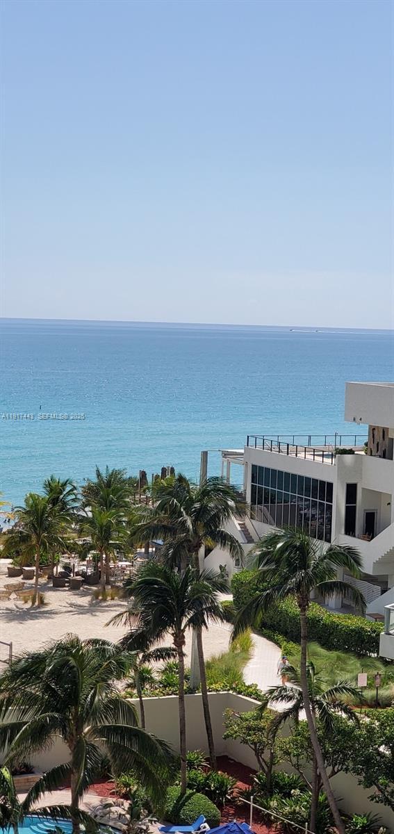 Building Photo - 4001 S Ocean Dr