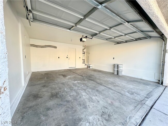 Building Photo - 4743 Aventura Canyon Ct