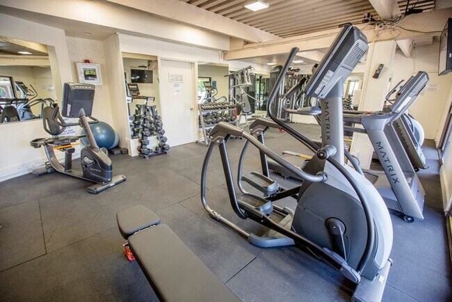 Building Photo - 2695 S Kihei Rd