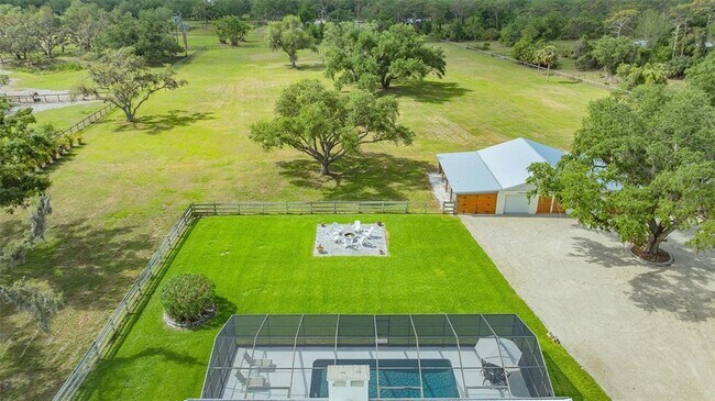 Building Photo - 5450 Old Ranch Rd
