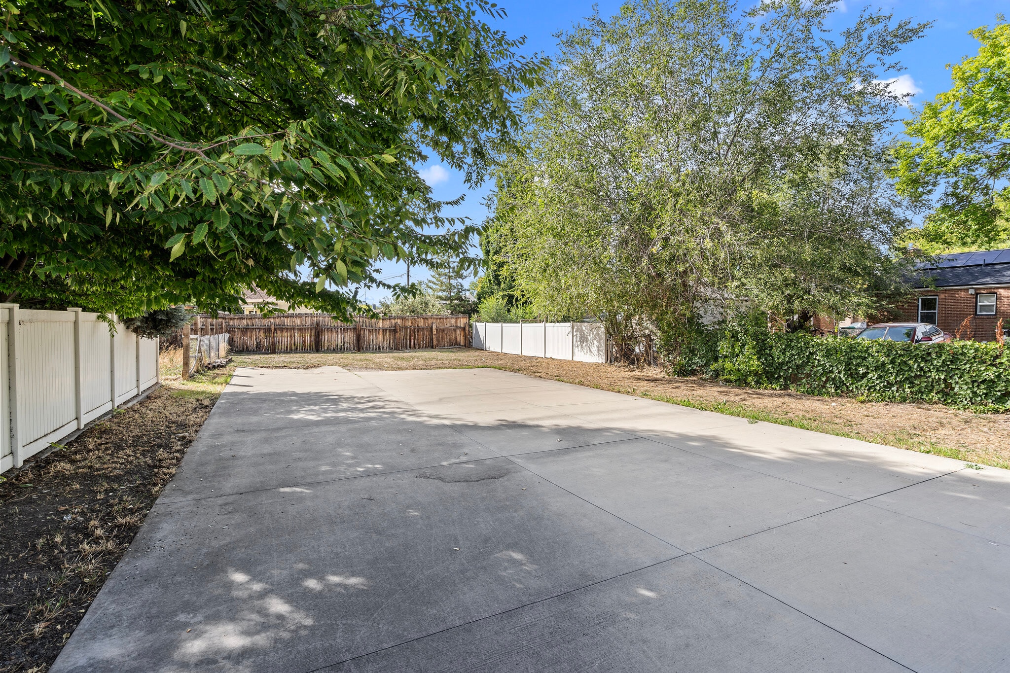 Building Photo - 430 S 400 W