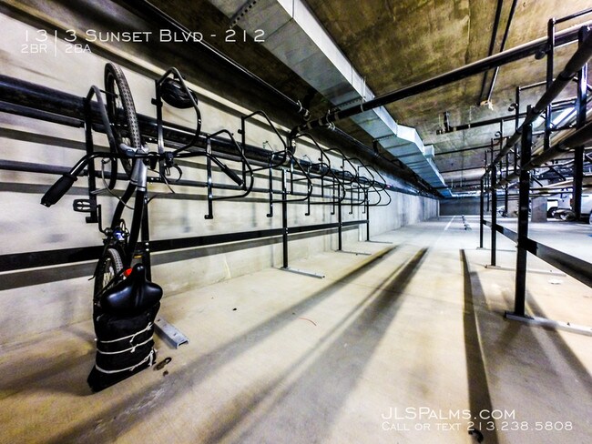 Building Photo - 1313 Sunset Blvd