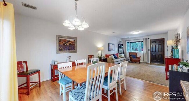 Building Photo - 2840 W 21st St