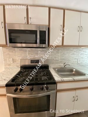 Building Photo - 122 S Carlton St