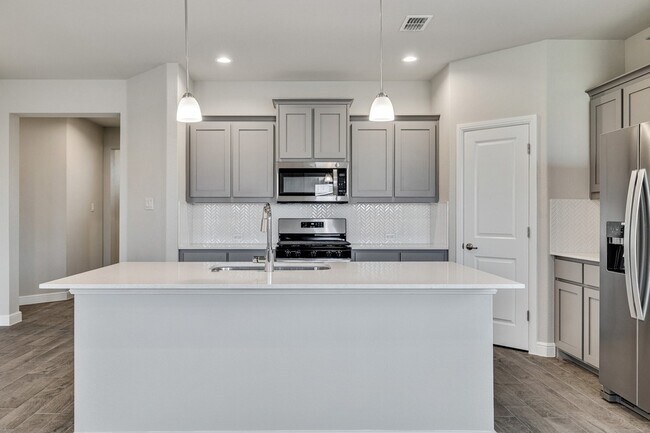 Building Photo - 14616 Bootes Dr