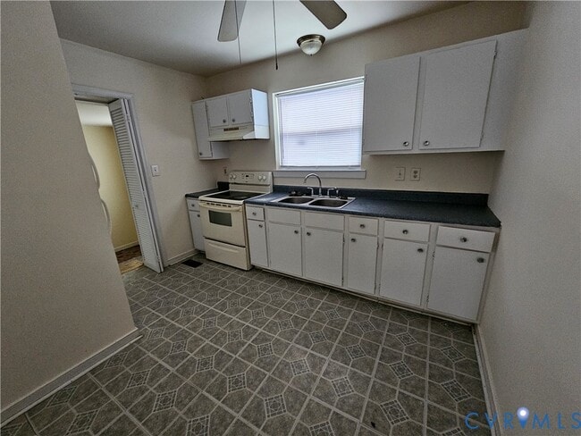 Building Photo - 1425 Greystone Ave