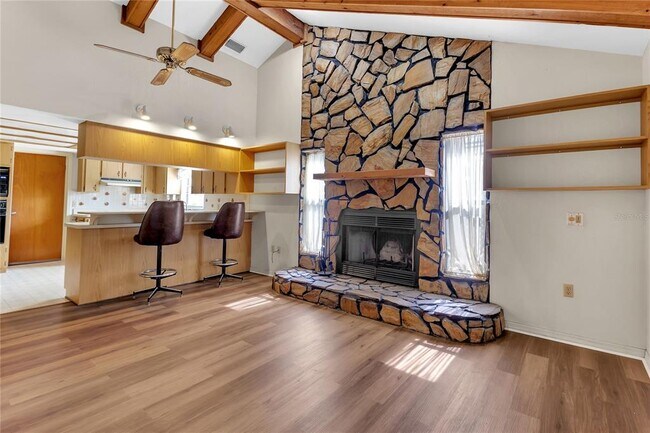 Building Photo - 907 Kristina Ct