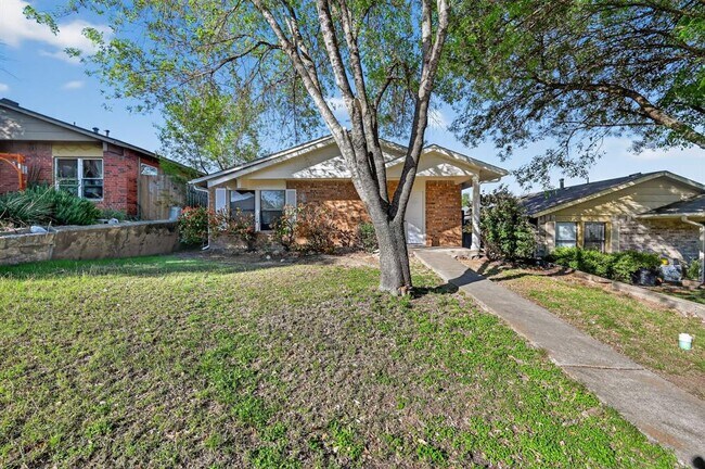 Building Photo - 5928 Signal Point