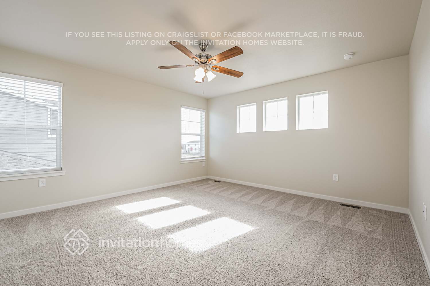 Building Photo - 850 Mesic Ln