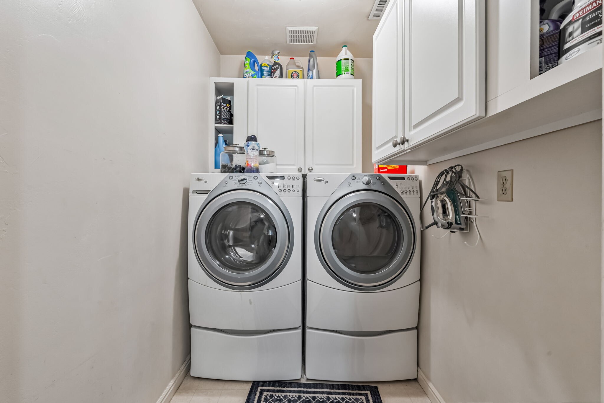 Washer and Dryer provided - 2971 Mumbarto Ave
