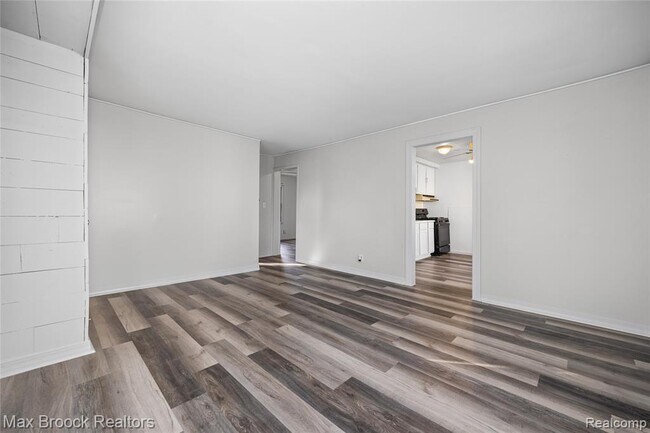 Building Photo - 19217 Birmingham St