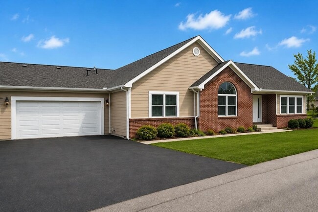 Building Photo - 8026 Joshua Ln