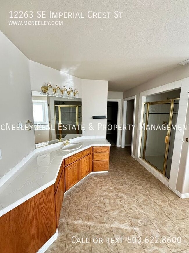 Building Photo - 12263 SE Imperial Crest St