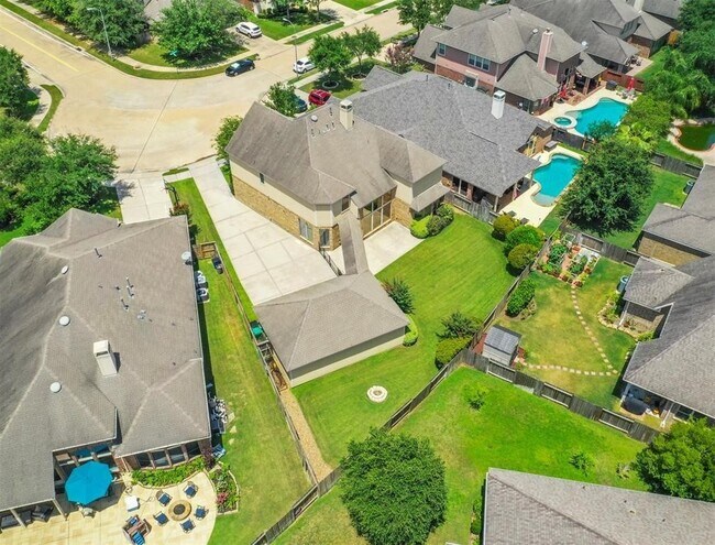 Building Photo - 26235 Salt Creek Ln
