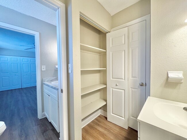 Building Photo - Winter Haven Apartment