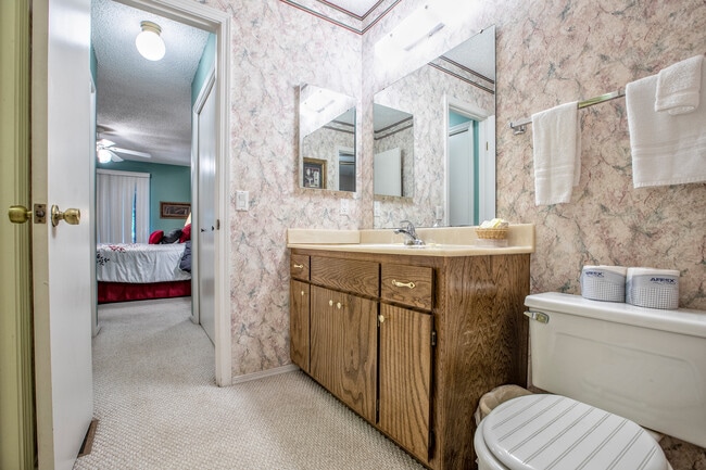 Building Photo - 16 Dulzura Ln