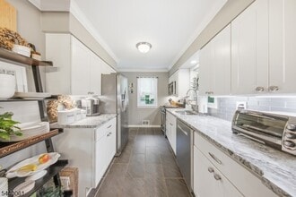 Building Photo - 5 Arrowhead Trail