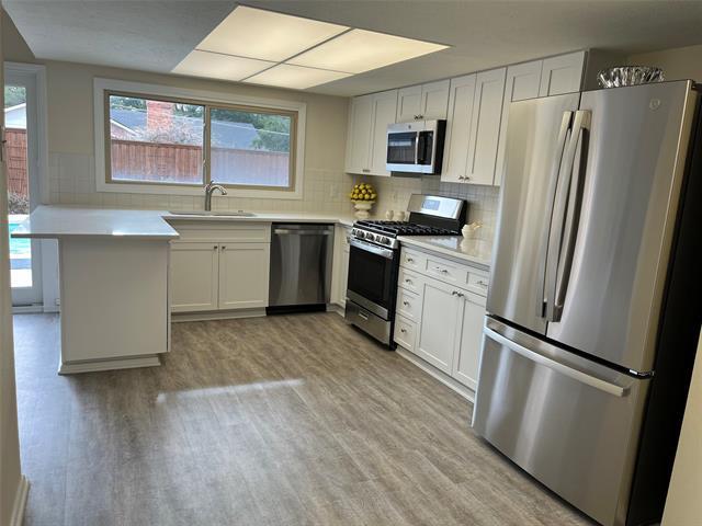 Building Photo - 6646 Hillwood Ln