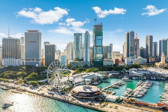 Building Photo - 235 NE 2nd St