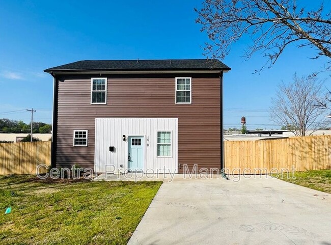 Building Photo - 1510 Buncombe Rd