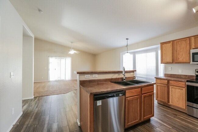 Building Photo - 5324 S 29th Ln