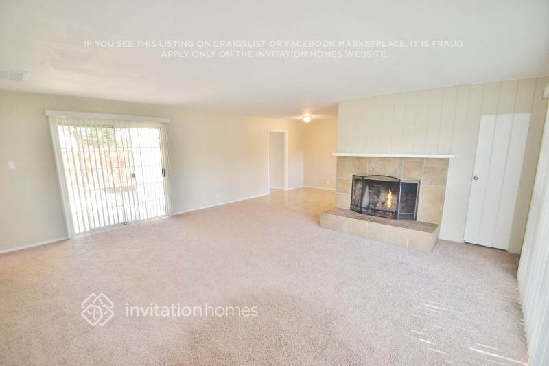 Building Photo - 6990 Malibu Dr