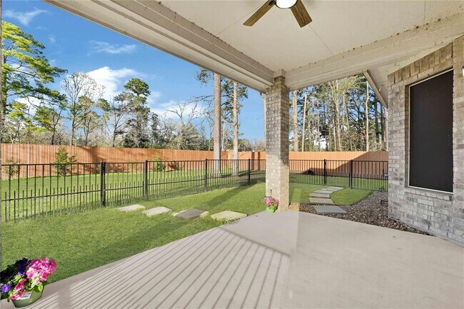 Building Photo - 3310 Pine Chase Dr