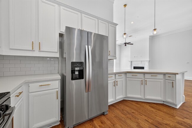 Building Photo - 2506 Maxroy St