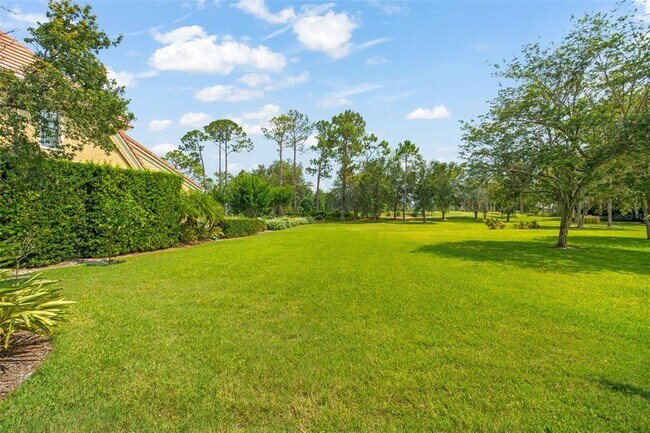 Building Photo - 9656 Bryanston Dr