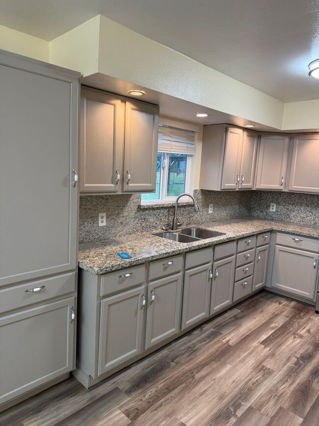Building Photo - 2571 Plumas Arboga Rd