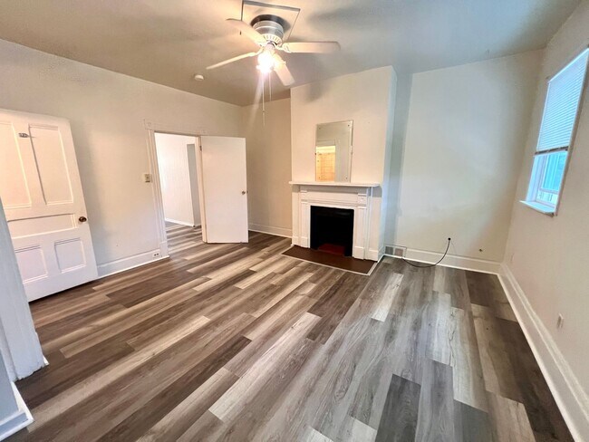 Building Photo - 1509 Hatteras St