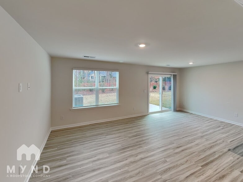 Building Photo - 4137 Lurelin Rd