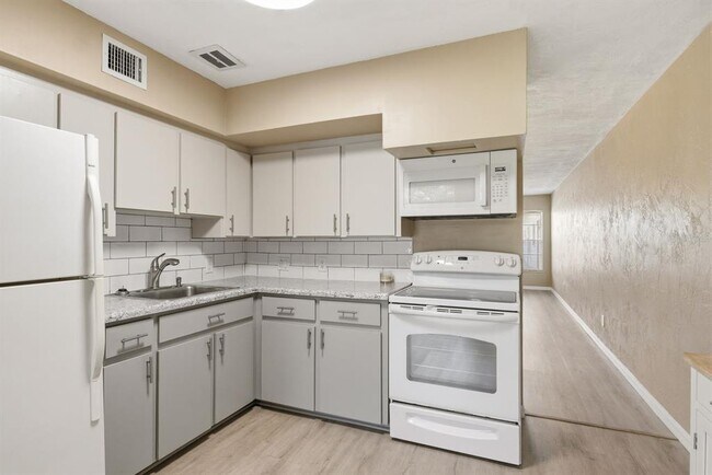 Building Photo - 2451 Canadian Way