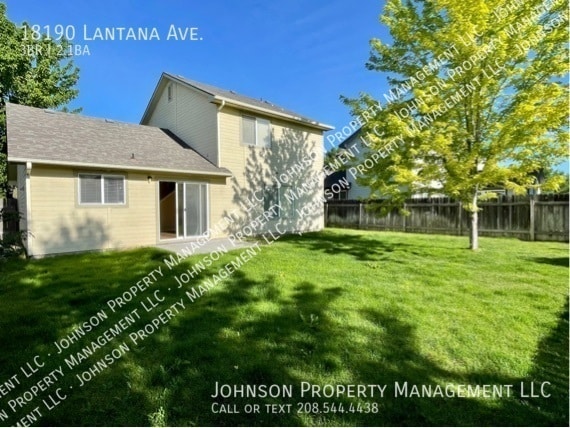 Building Photo - 18190 Lantana Ave