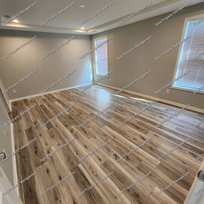 Building Photo - Brand New 3 Bedroom Duplex