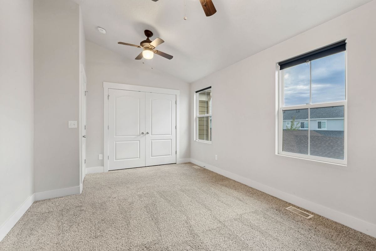 Building Photo - 10634 Topview Rd