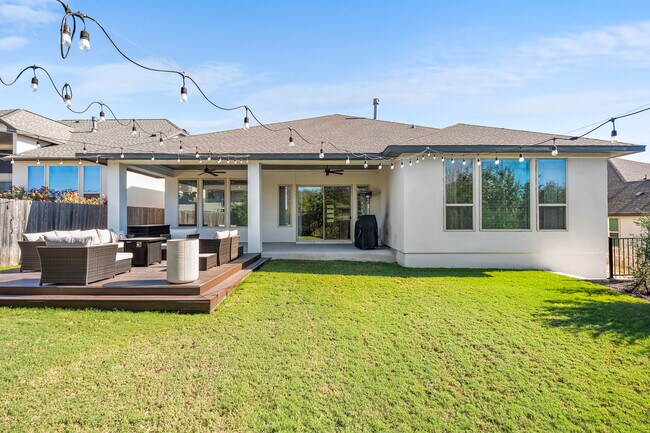 Building Photo - 124 Mendocino Ln