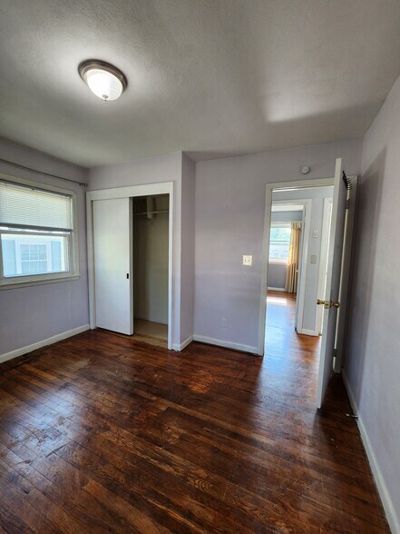 Building Photo - 3235 W 16th St