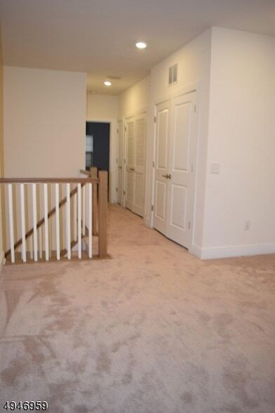 Building Photo - 229 Parkview Ln