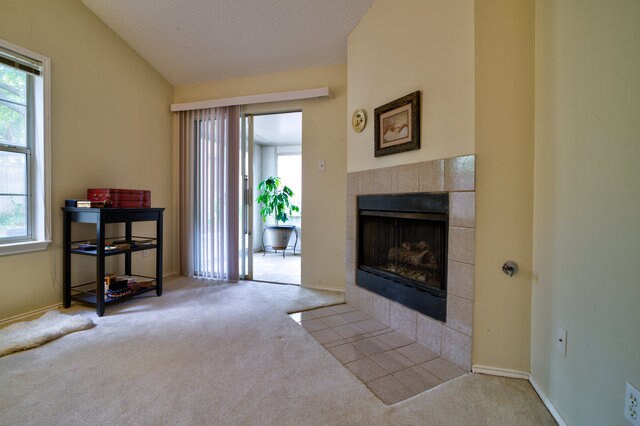 Building Photo - 10904 Grapevine Ln