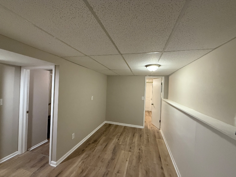 Building Photo - 18508 W Woodland Terrace