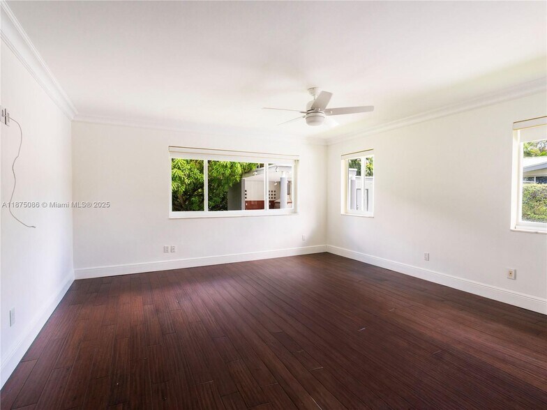 Building Photo - 55 Pinta Rd