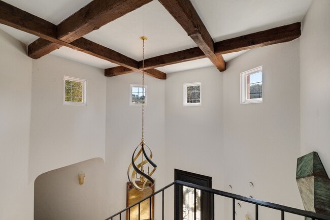 Building Photo - 1809 Palos Verdes Dr W