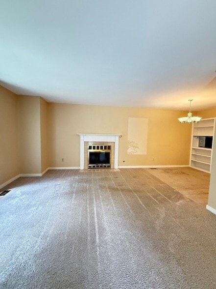 Building Photo - 2851 Garden Dr
