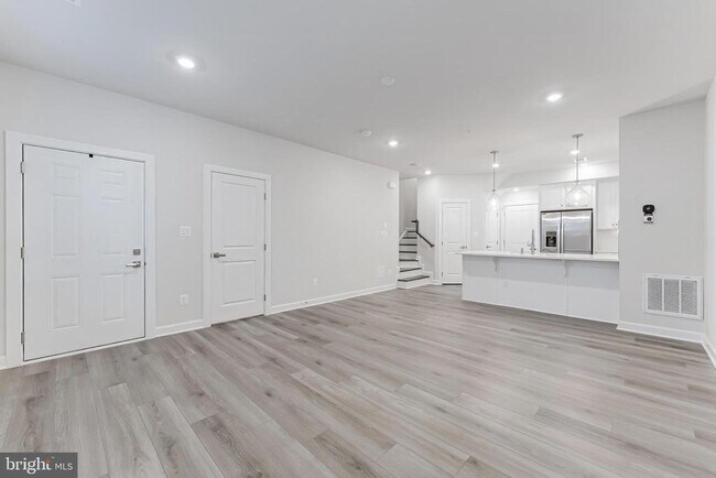 Building Photo - 21815 Express Ter