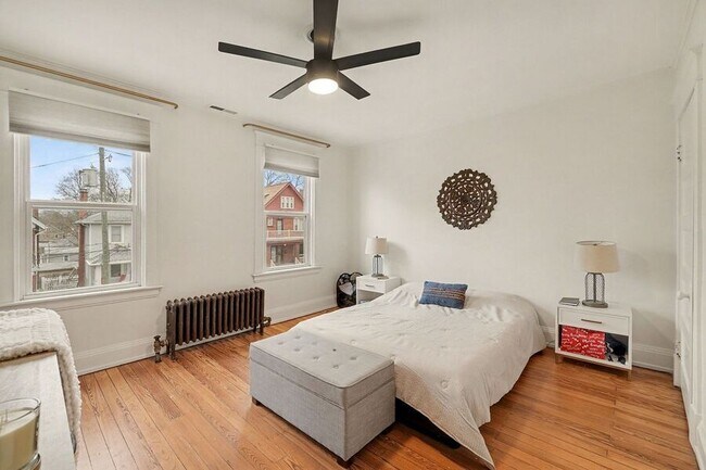 Building Photo - 3639 Columbus Ave