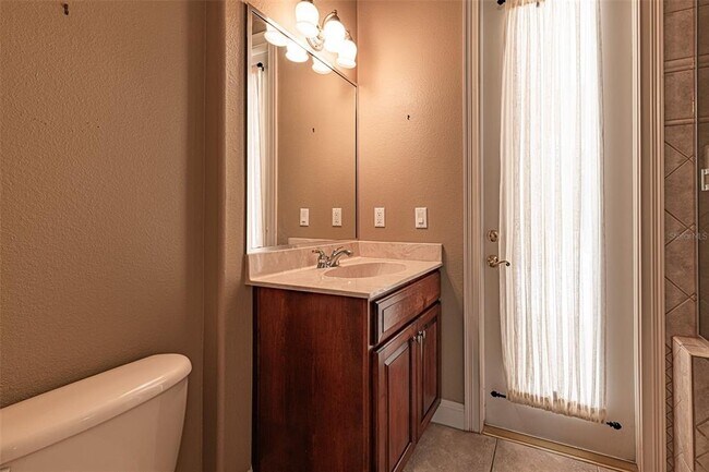 Building Photo - 10430 Birch Tree Ln